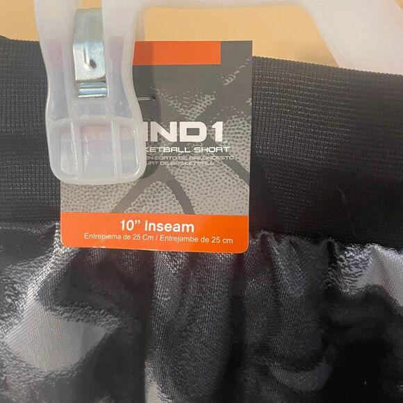 NWT and1 men’s basketball shorts 10” inseam size small - Picture 4 of 5